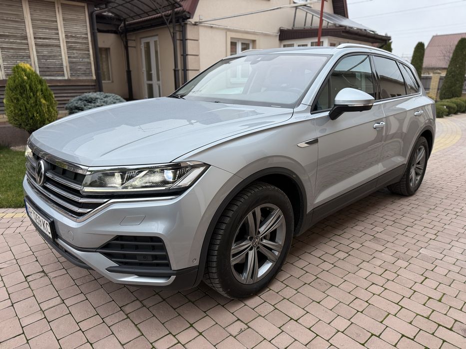 Продам Volkswagen Touareg III