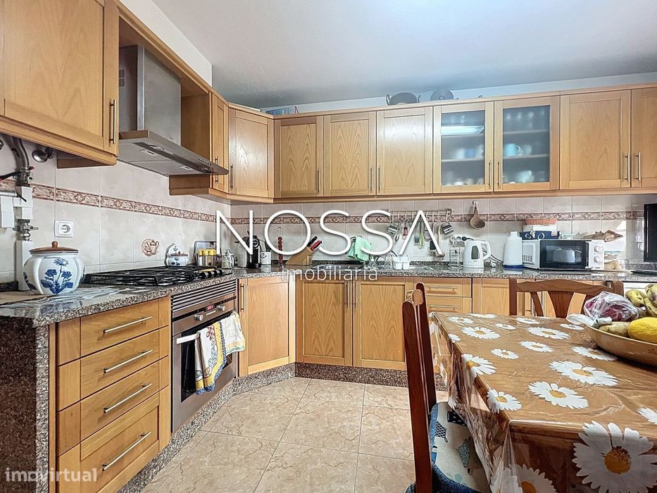 Luminoso T3 Centro Corroios