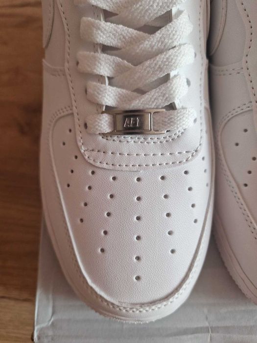 NIKE Air Force 1 07'Buty Sneakersy Sportowe r.43