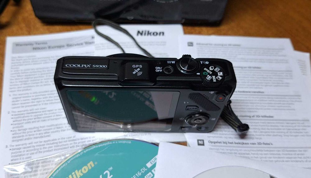 Nikon Coolpix S9300 Black 16 Мп / Зум: 18x(+4x) Матриця 1/2.3