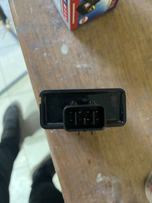 Комутатор yamaha axis