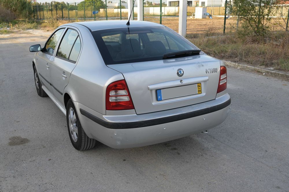 Skoda Octavia 1.4 gasolina — photo 3