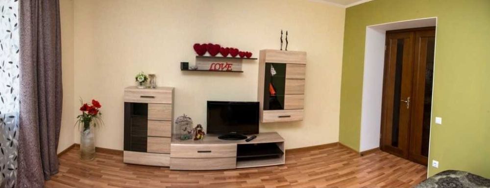 Подобово та погодинна  1-кімнатна квартира класа ЛЮКС, район Поділля