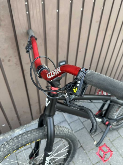 Rower Czar Neuron Street Trial 24" Magura MT7