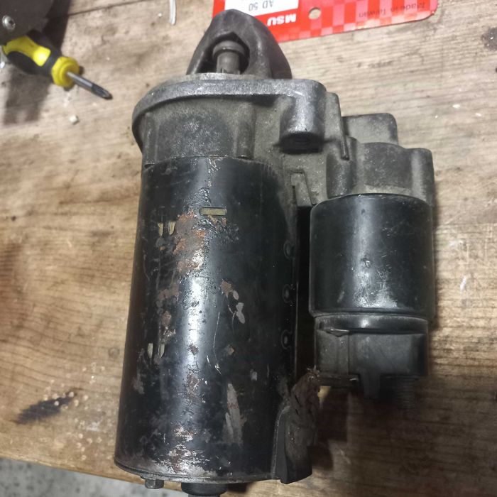 Стартер bosch 0 001 109 250 на Мерседес