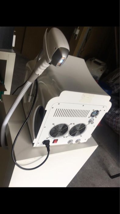 Maquina profissional depilação a  Lazer 4 ondas COMO NOVA