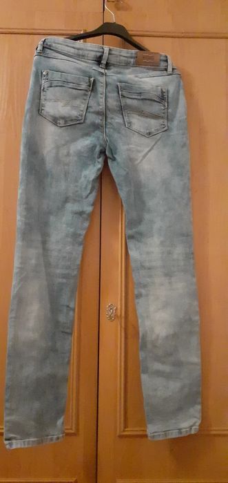 Jeans proste 25/30