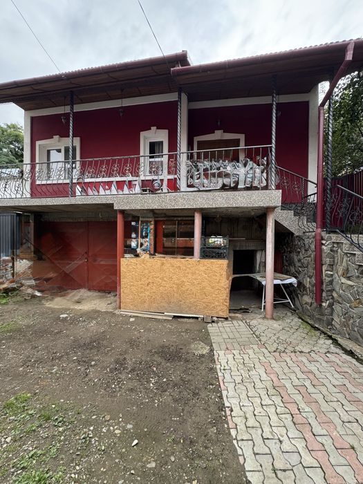 Продаж 4-кім будинку центр р-н Шкільної/спільний заїзд!