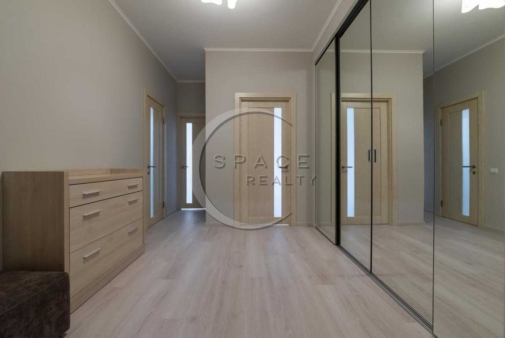 Продаж 3-кімнатної квартири в ЖК Новопечерські Липки - Драгомирова 9