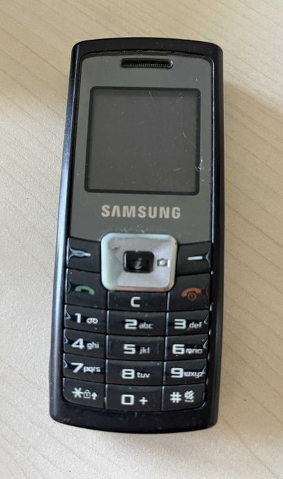 Samsung SGH-C450 z oryginalnym pudełkiem i instrukcją