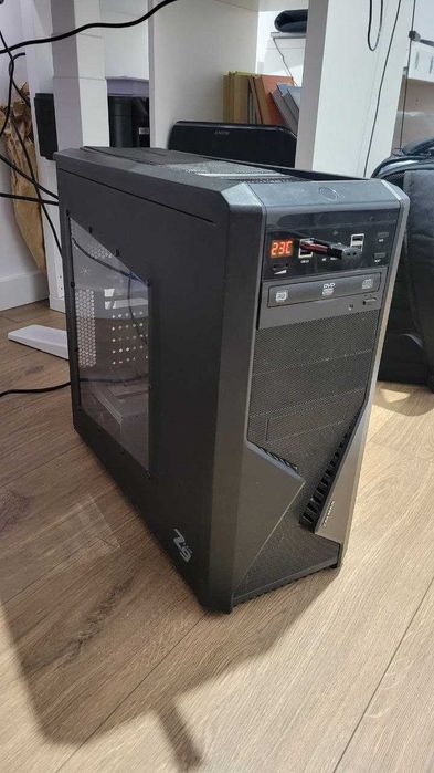 Komputer intel I7 7700 RAM 32GB