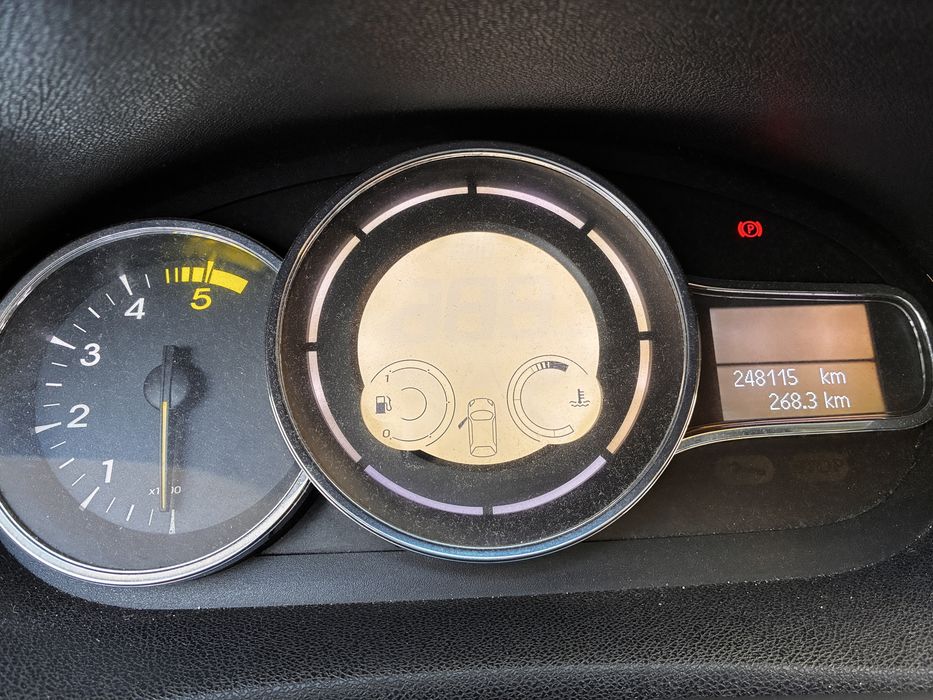 Renault Megane 1.5 dci 110 cv - 2012 — photo 4