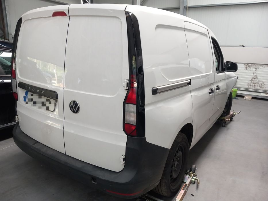 Volkswagem Caddy 2.0 tdi  2025