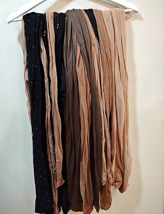 Piękne rajstopy damskie luksusowych firm. Rozmiar 4