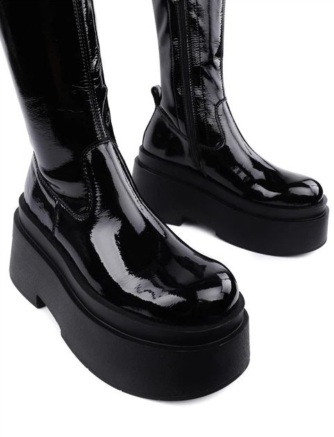 Лакові ботфорти на високій платформі MIRATON