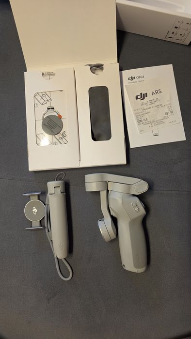 DJI Osmo Mobile 4