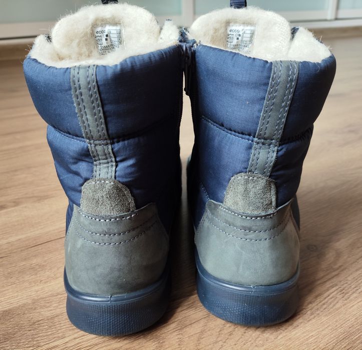 Зимние женские ботинки ECCO р.39, стельки 25,5 см