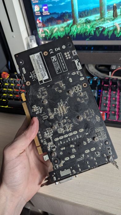AMD RX 560 Sapphire (2gb)