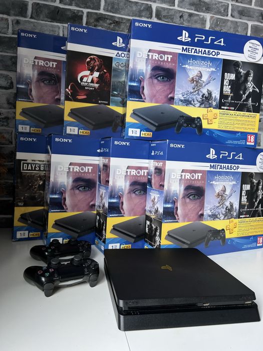 Ps4 slim 1 tb - 20 игр - 2 геймпада