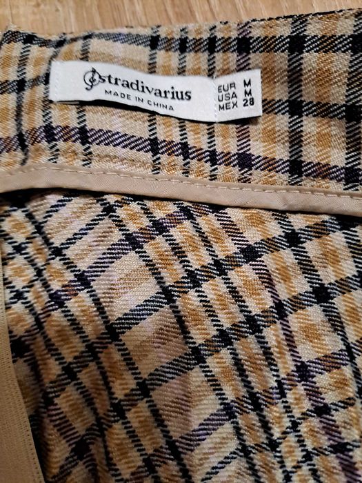 Saia plissada Stradivarius M