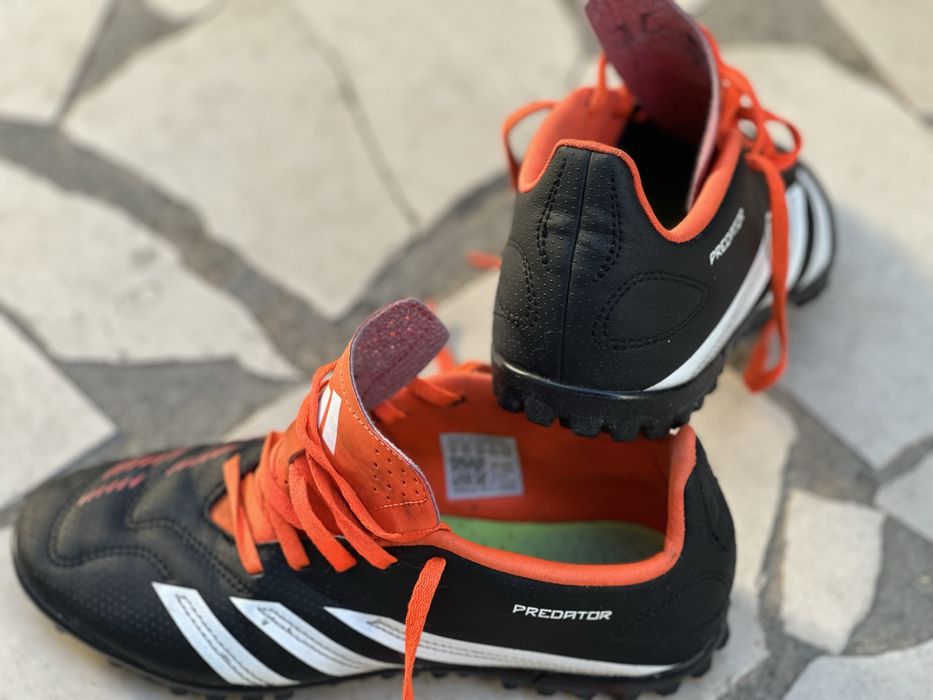 Chuteiras Adidas predator ‘36