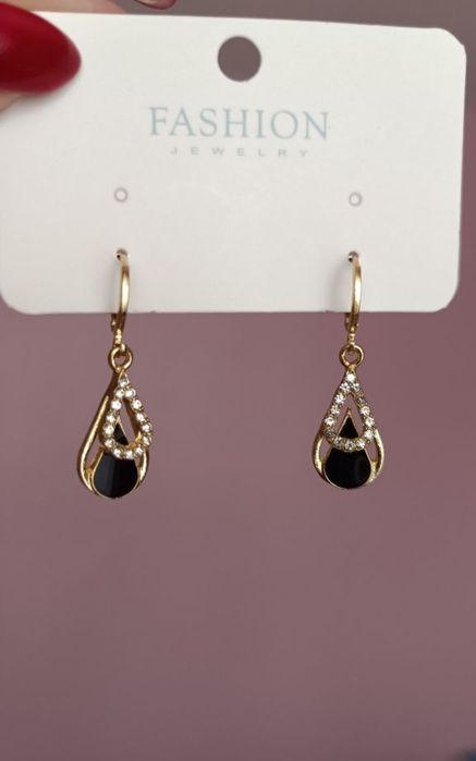 Сережки, біжутерія