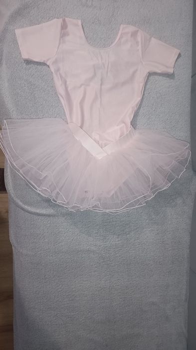 Strój baletnicy. Rozmiar 128-140