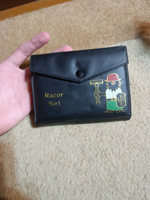 Несессер для бритья