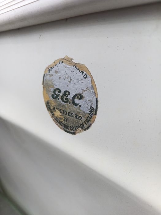 Frigorífico antigo vintage restaurado 1950 Jack Daniels