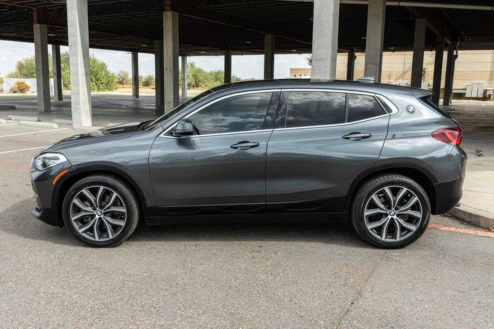 BMW X2 sDrive28i      2021