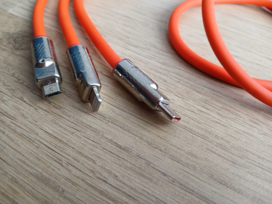 Uniwersalny kabel do ładowania USB A > USB C, USB mikro, Iphone