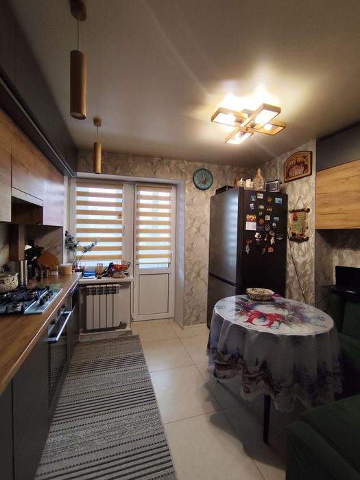 Продаж двокімнатної квартири  смт. Озерне