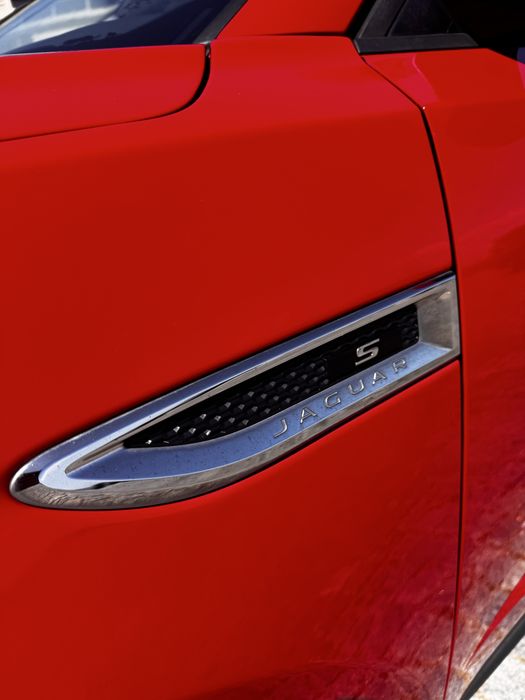 Jaguar E-Pace Jan/2019464778583197634564