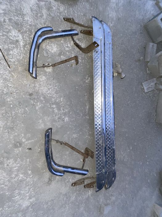 Пороги на Mercedes ML 270 (вживані, у хорошому стані)