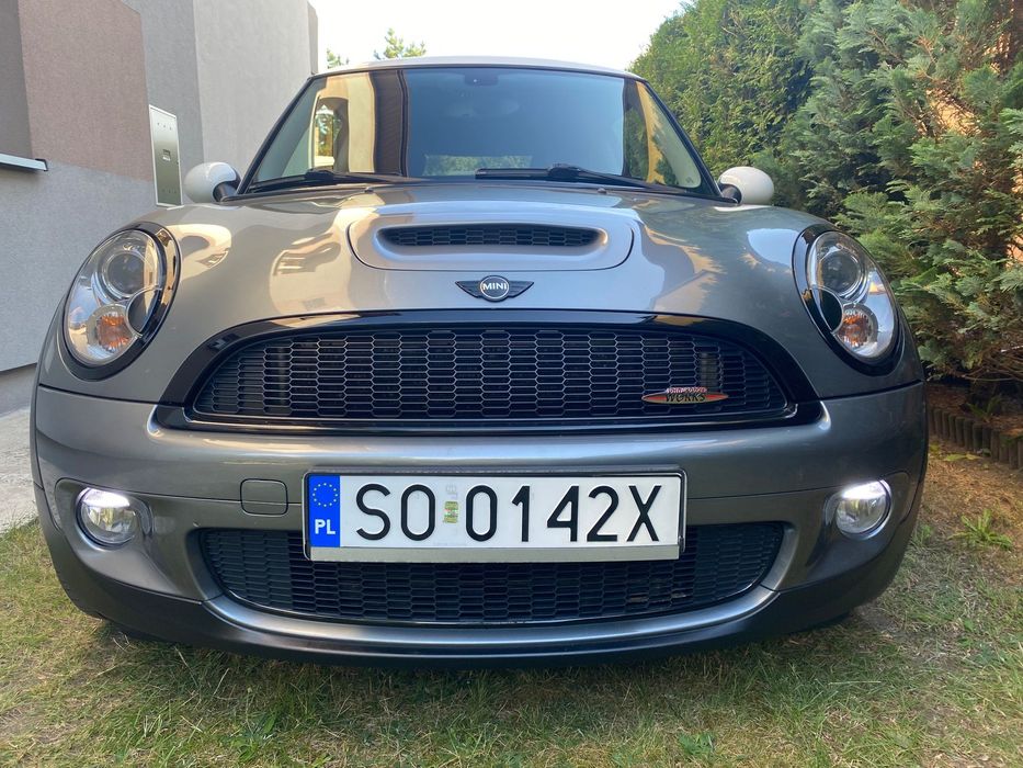 MINI Cooper S Super stan i pakiet JCW.
