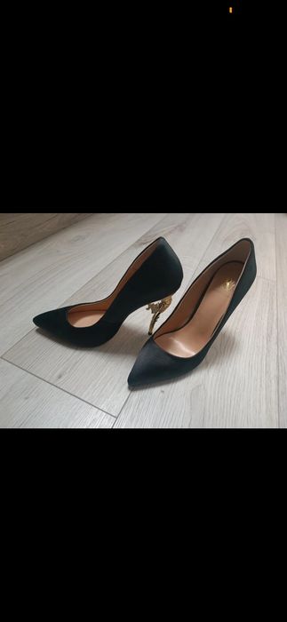 Szpilki na ozdobnym obcasie 36