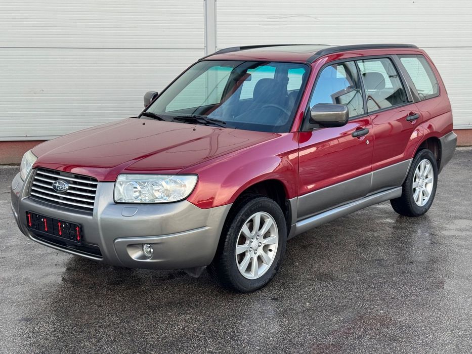 Subaru Forester FORESTER 2.0 EJ20  z HISZPANII bez Korozji