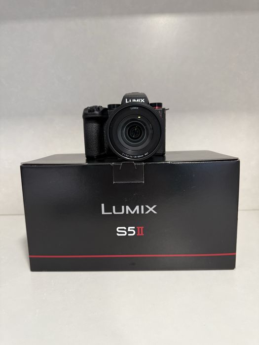 Lumix S5 II + S 20-60mm