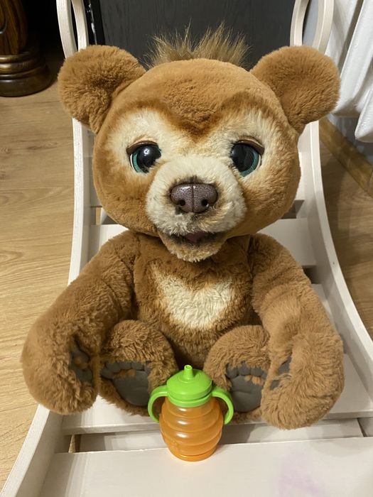 Niedźwiadek Miś Cubby FurReal z buteleczką