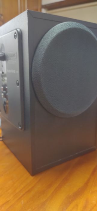 Creative 5.1 Speaker Columns64584213429121122