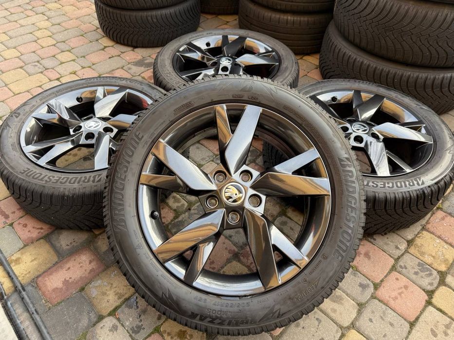 R17 5 112 диски Skoda Original 5Е3 601 025 стан нових