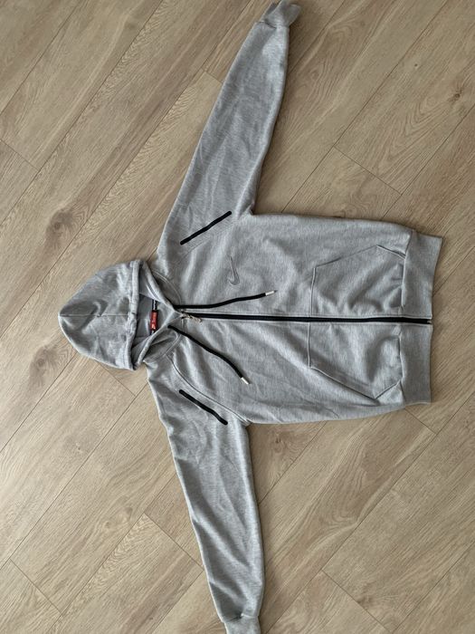 Кофта Nike на застібку
