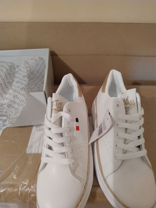 Nowe przepiękne adidasy damskie firmy Potocki rozm 40
