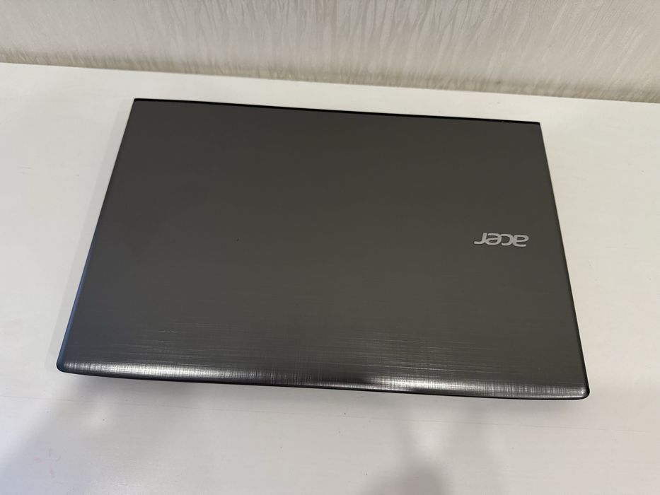 Ноутбук Acer Aspire E15 E5-576G-34A0