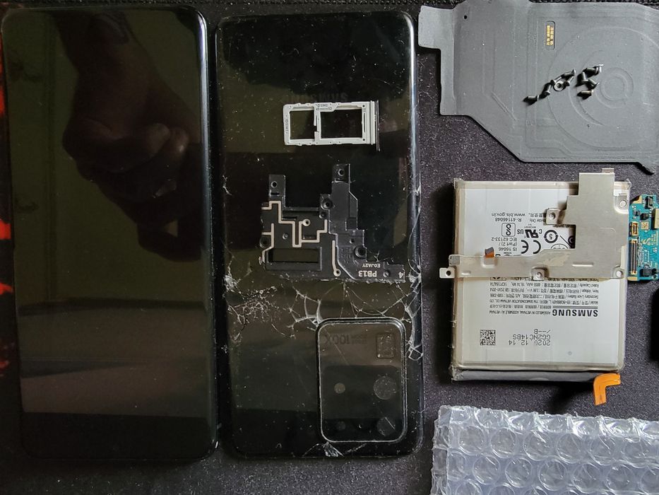 продам матрицу и запчасти на samsung s 20 ultra