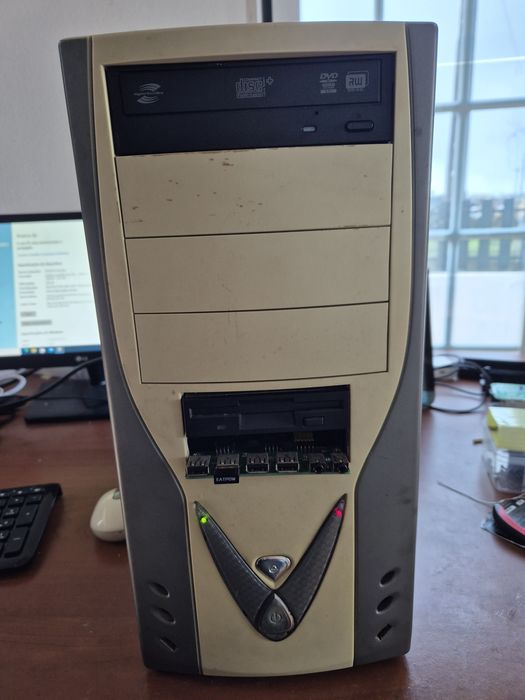 Pc torre Core2duo E7600 (3.06ghz/4gb ram)