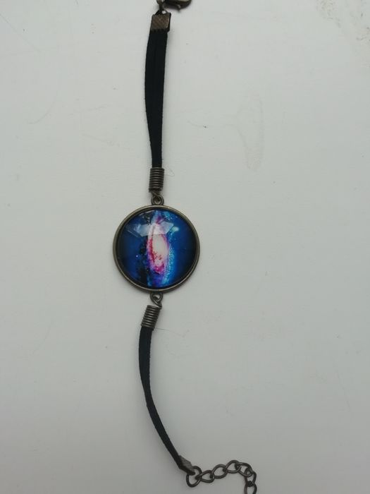 Браслет на руку космічний