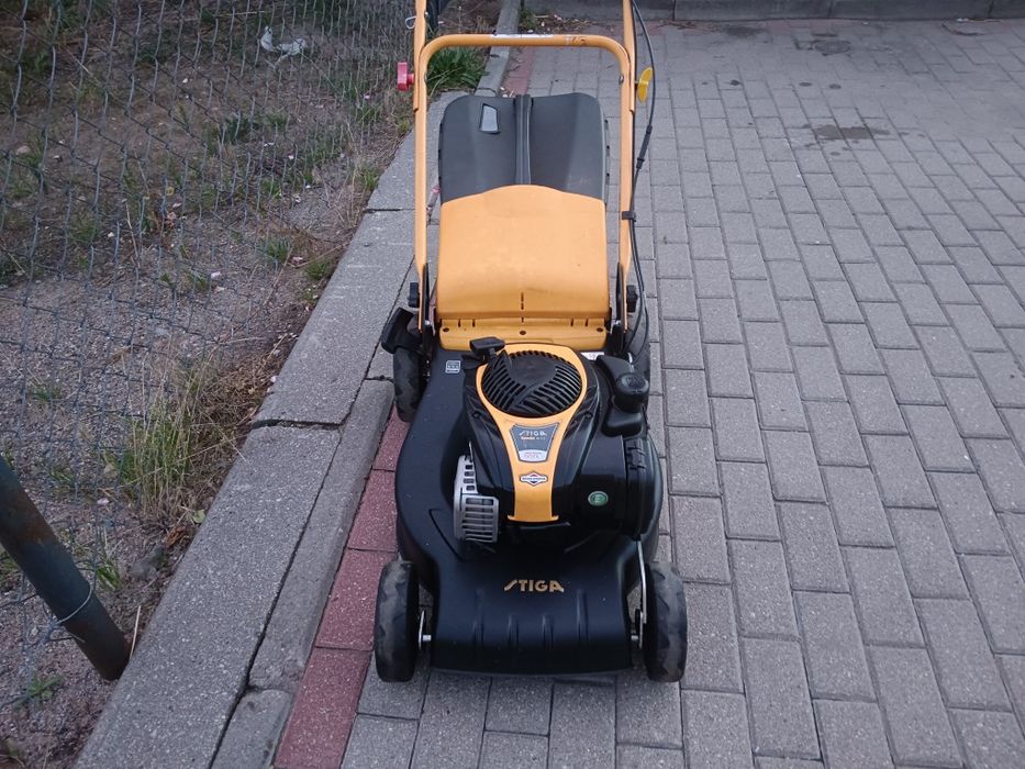 Kosiarka spalinowa Stiga 48cm Briggs 4KM napęd kosz