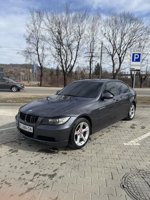 BMW E90-318d-N47.
