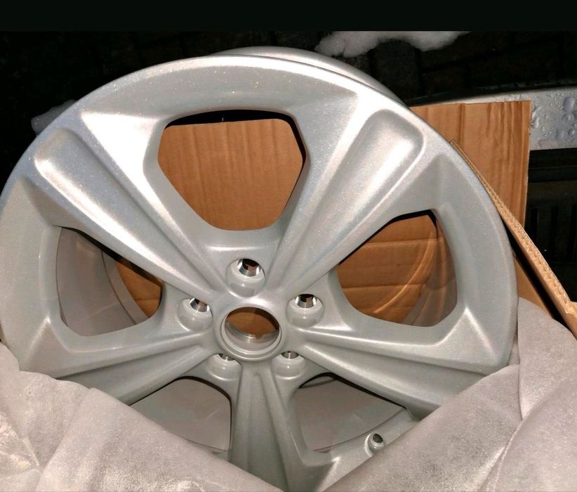Felgi aluminiowe Ford NOWE 17’ 5x108
